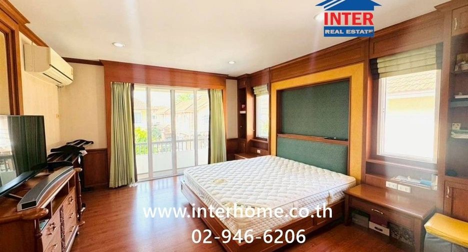 À vendre 3 chambres maison à Bang Khae, Bangkok