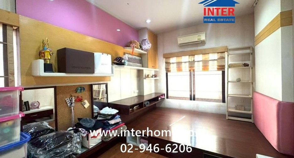 À vendre 3 chambres maison à Bang Khae, Bangkok