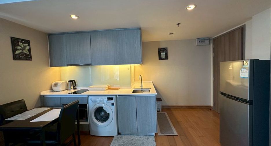Condo en alquiler de 1 habitaciones en Si Racha, Chonburi