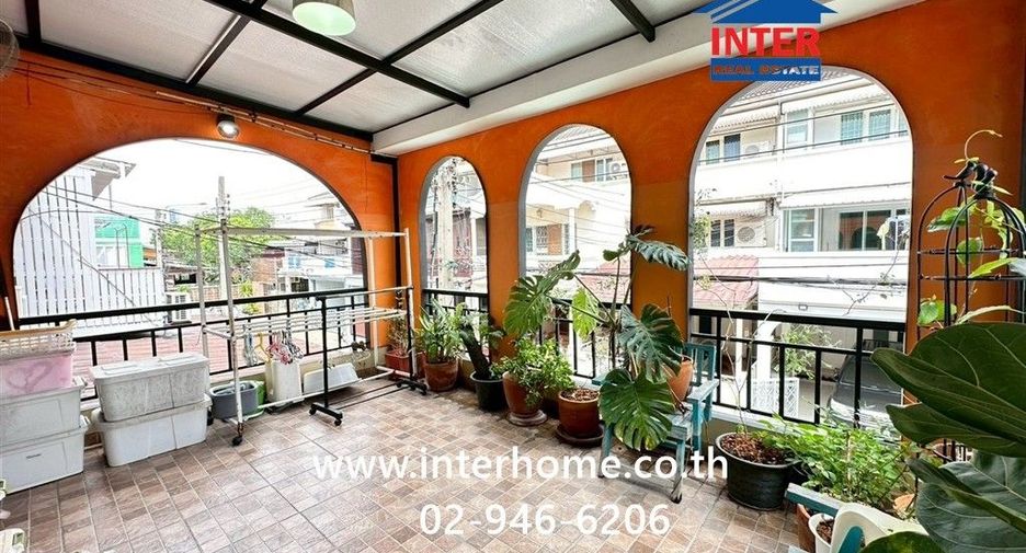 Продажа 4 спальни таунхаус в Mueang Nonthaburi, Нонтабури