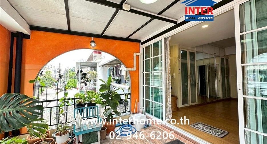 Продажа 4 спальни таунхаус в Mueang Nonthaburi, Нонтабури
