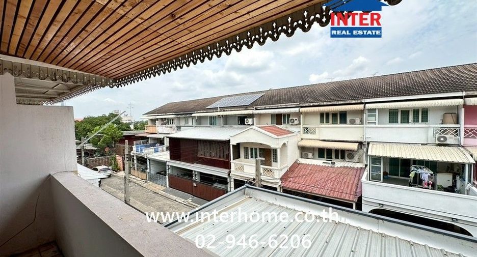 Продажа 4 спальни таунхаус в Mueang Nonthaburi, Нонтабури