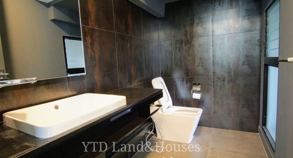 For rent 3 ベッドルーム house in Bang Phli, Samut Prakan