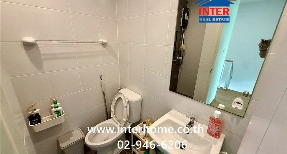 For sale 3 bedrooms townhouse in Sai Mai, Bangkok