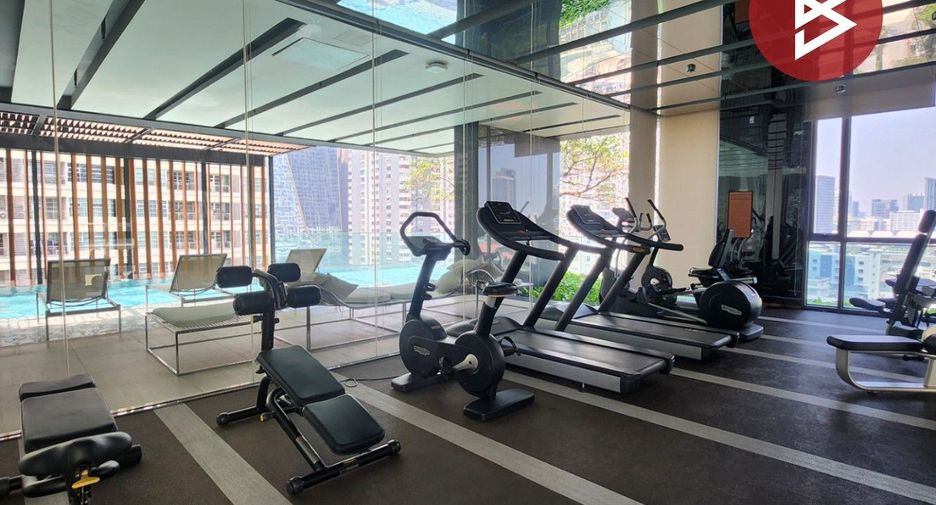 For sale 1 bed condo in Pathum Wan, Bangkok