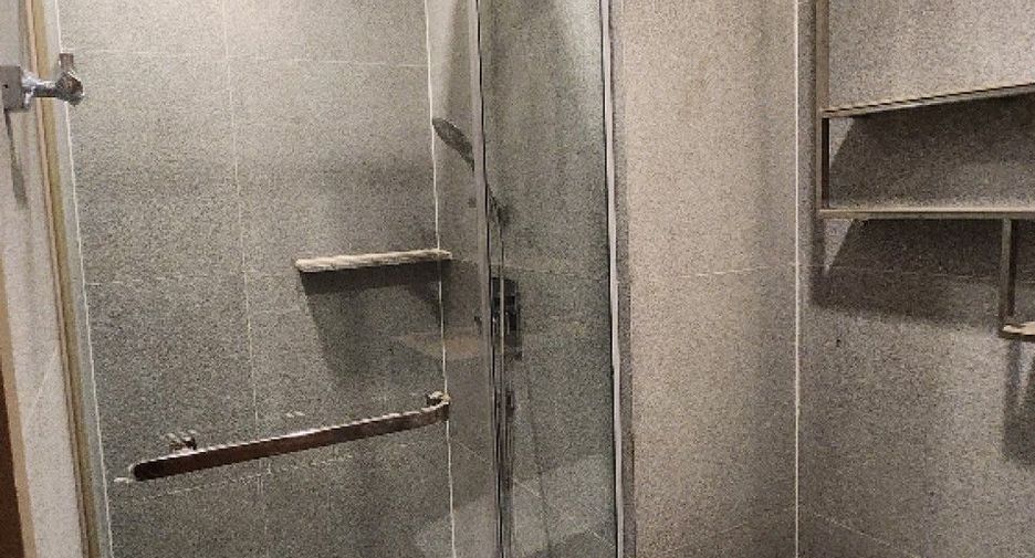 For sale 1 bed condo in Pathum Wan, Bangkok
