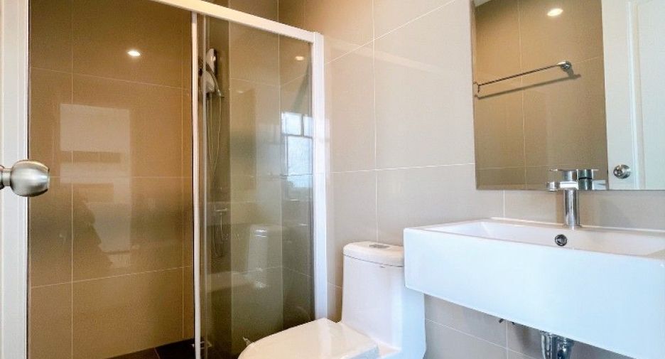 For sale 2 ベッドルーム condo in Phan Thong, Chonburi