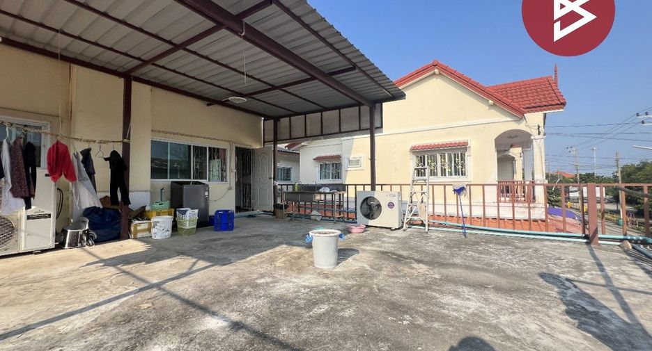 For sale 8 bedrooms townhouse in Bang Phli, Samut Prakan