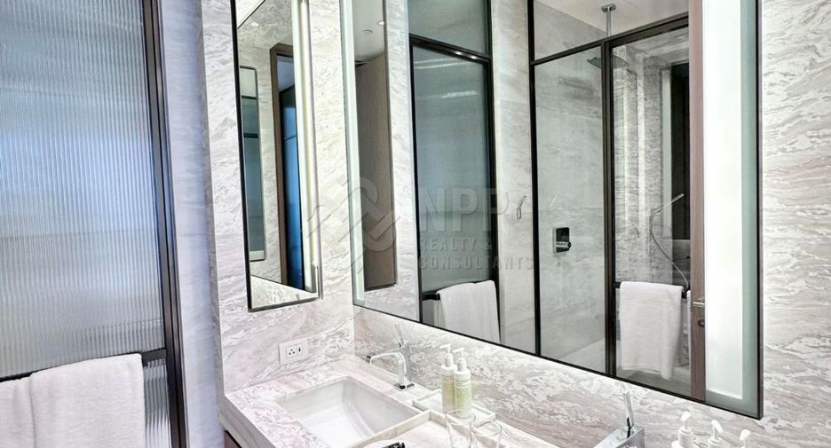 For rent 1 bed condo in Pathum Wan, Bangkok