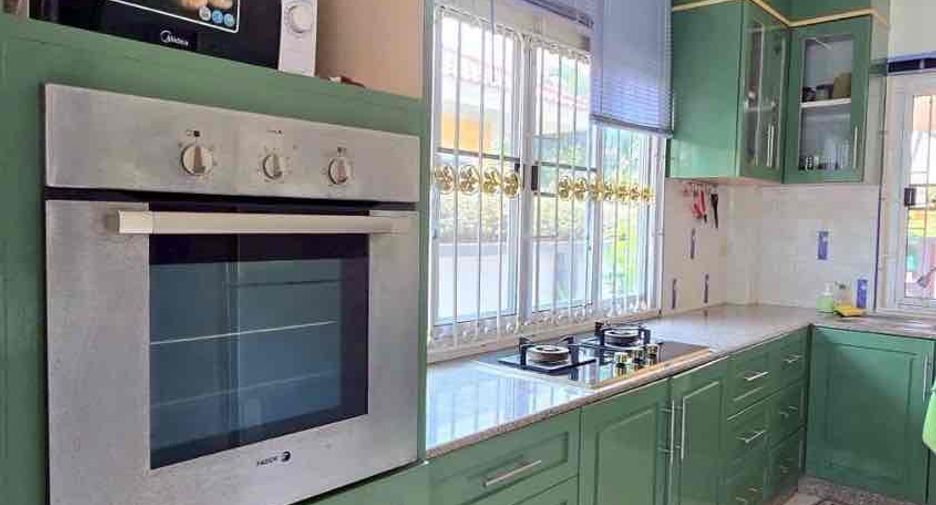 Villa en alquiler de 3 habitaciones en Bang Lamung, Chonburi
