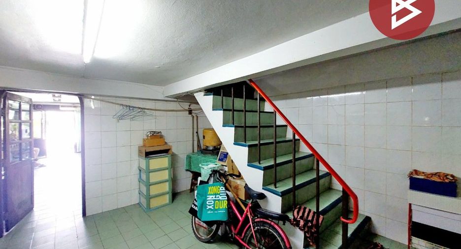 Local comercial en venta de 3 habitaciones en Phasi Charoen, Bangkok