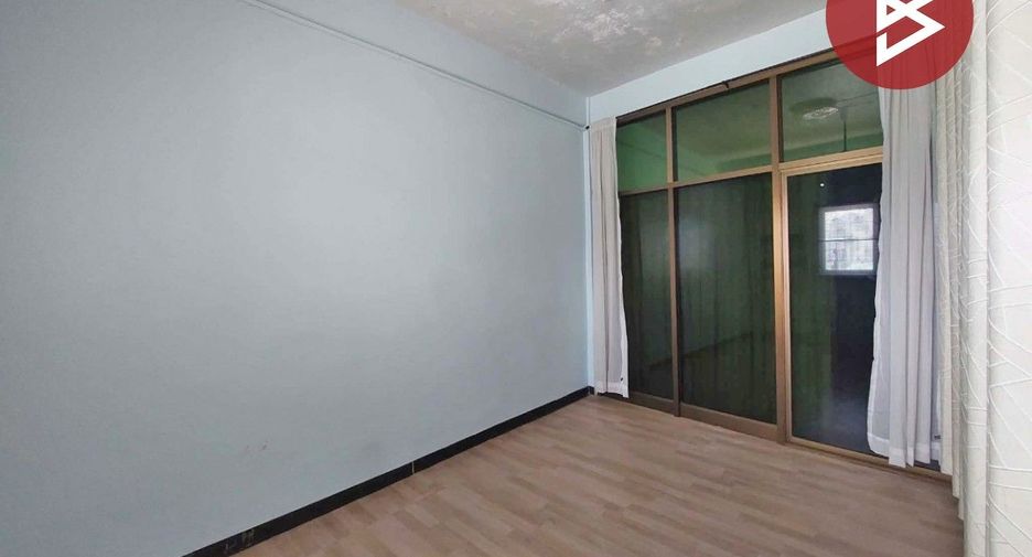 Local comercial en venta de 3 habitaciones en Phasi Charoen, Bangkok