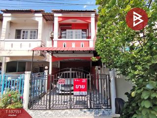 For sale 3 bedrooms townhouse in Lak Si, Bangkok