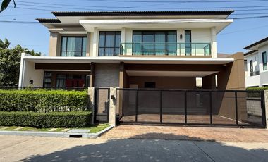 出售 4 卧室 独立屋 在 Bang Phli, Samut Prakan