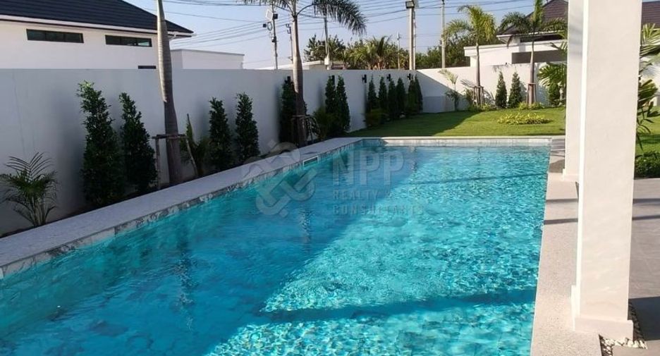 For sale 4 ベッドルーム house in Hua Hin, Prachuap Khiri Khan