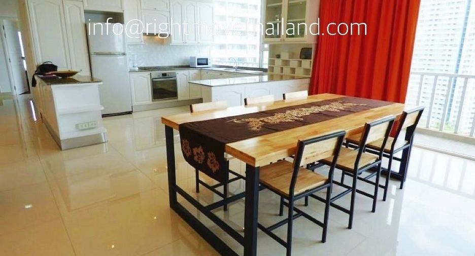 Condo en alquiler de 4 habitaciones en Bang Lamung, Chonburi