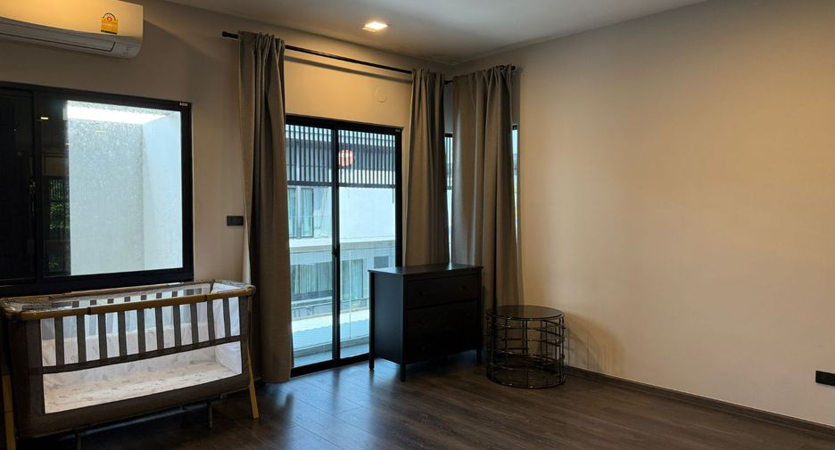 出售 3 卧室 独立屋 在 Bang Phli, Samut Prakan