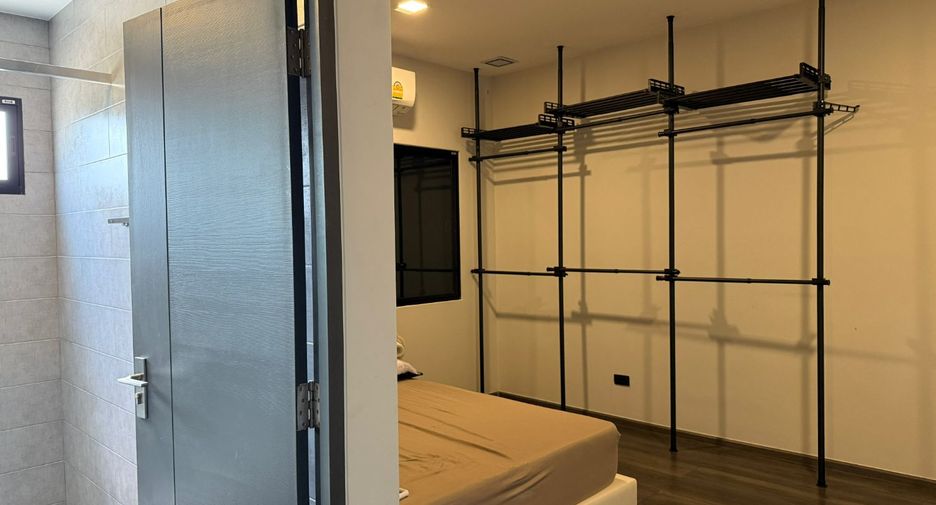 出售 3 卧室 独立屋 在 Bang Phli, Samut Prakan