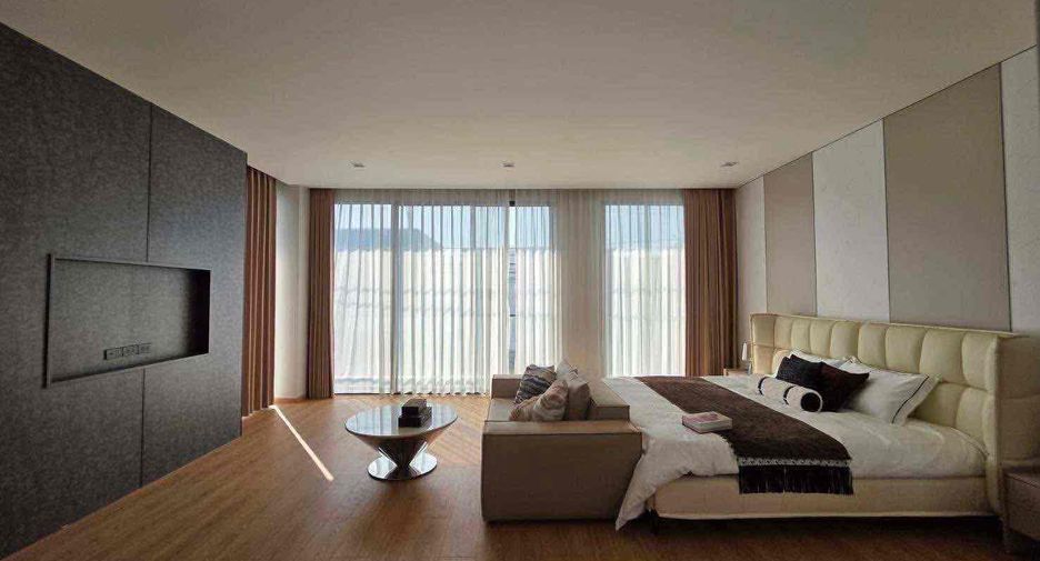 For rent 4 bedrooms villa in Central Pattaya, Pattaya