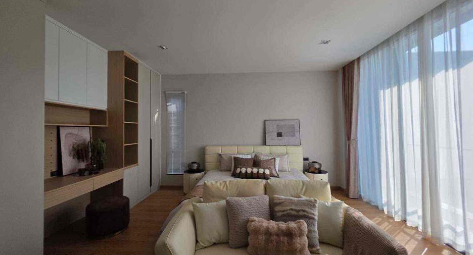 For rent 4 bedrooms villa in Central Pattaya, Pattaya