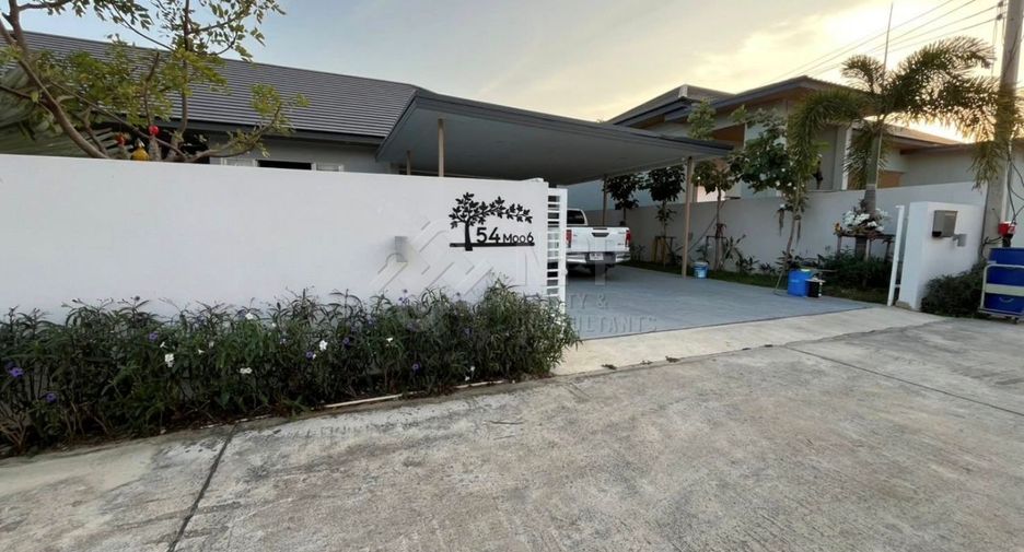 For sale 3 bedrooms house in Hua Hin, Prachuap Khiri Khan