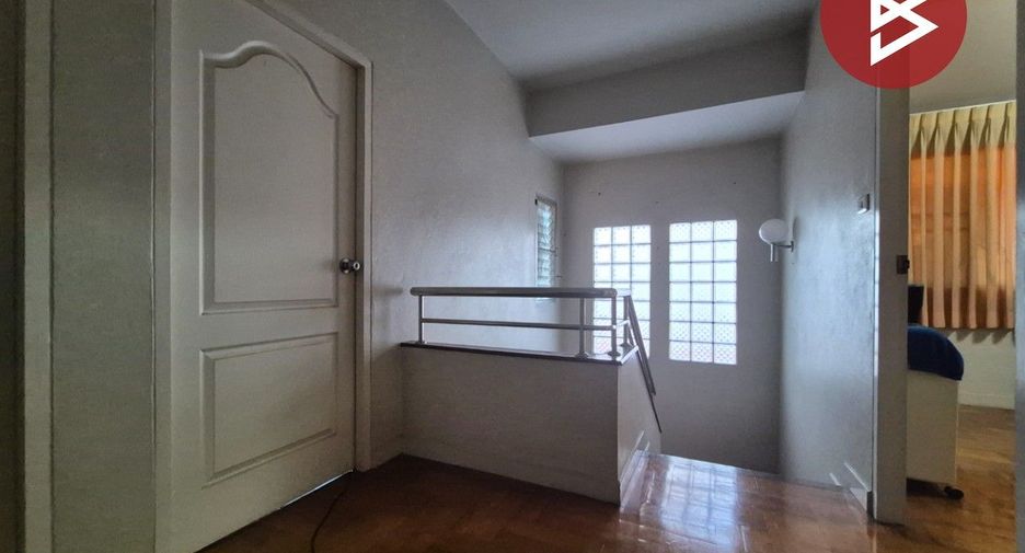 À vendre 5 chambres maison à Krathum Baen, Samut Sakhon