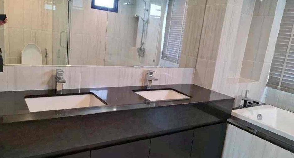 Villa zur Miete und zum Kauf mit 4 Zimmer in Bang Lamung, Chonburi