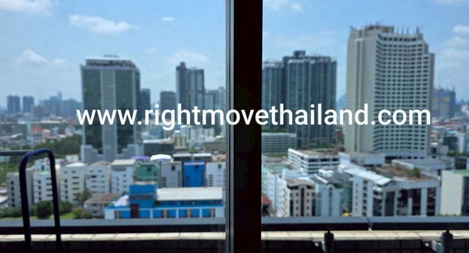 For sale 1 bed condo in Huai Khwang, Bangkok