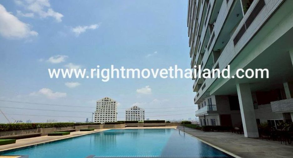 For sale 1 bed condo in Huai Khwang, Bangkok