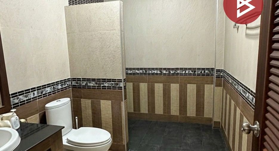 出售 6 卧室 独立屋 在 Mueang Chiang Mai, Chiang Mai