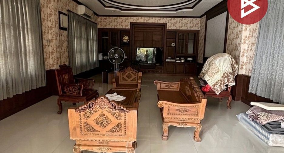 出售 6 卧室 独立屋 在 Mueang Chiang Mai, Chiang Mai