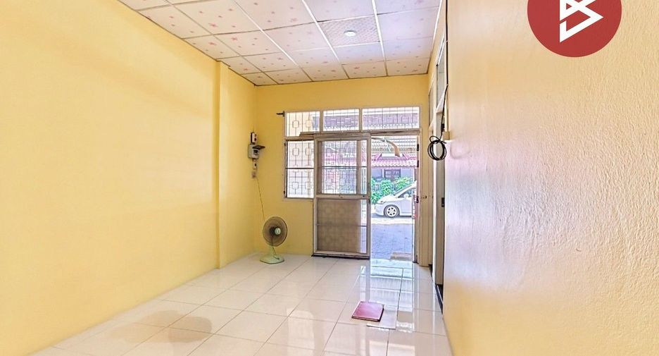 Reihenhaus zum Kauf mit 2 Zimmer in Mueang Rayong, Rayong