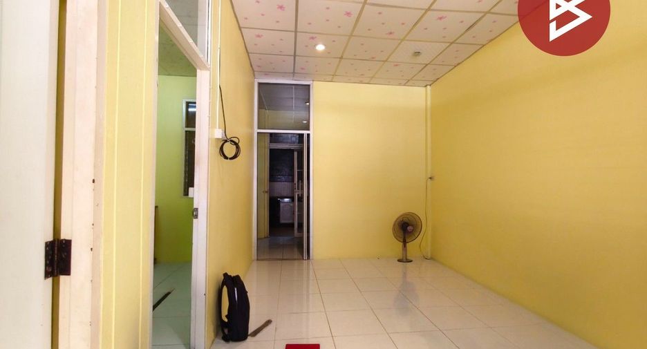 Reihenhaus zum Kauf mit 2 Zimmer in Mueang Rayong, Rayong