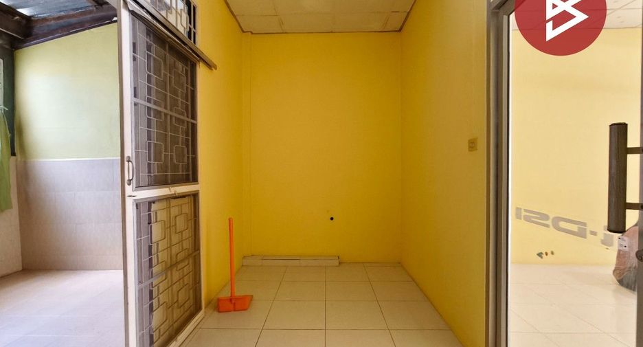 Reihenhaus zum Kauf mit 2 Zimmer in Mueang Rayong, Rayong