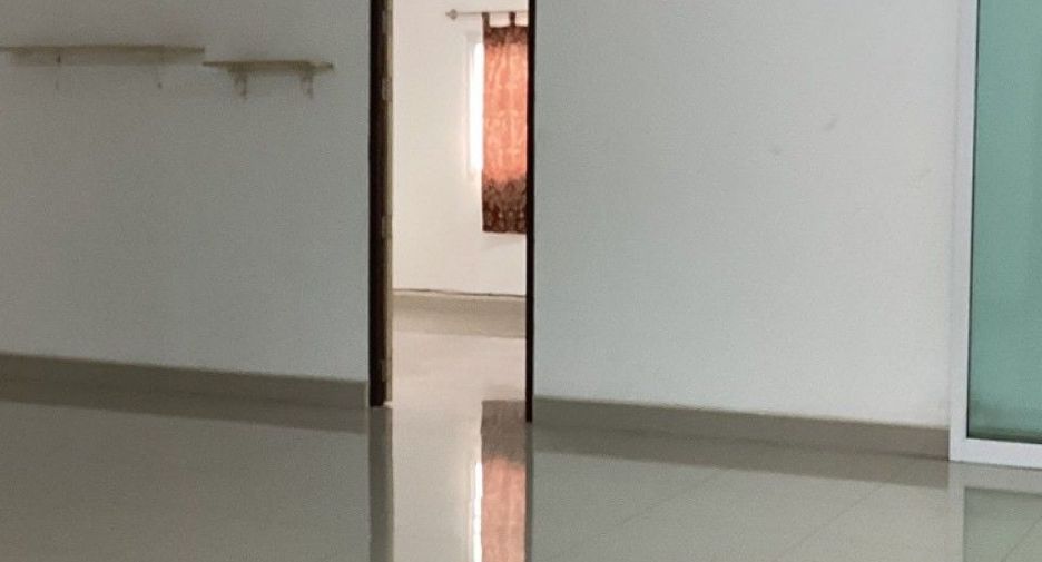 For sale 4 bedrooms retail Space in Phra Phutthabat, Saraburi