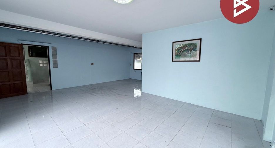 Haus zum Kauf mit 4 Zimmer in Mueang Chon Buri, Chonburi