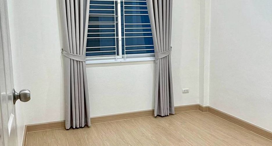 Продажа 3 спальни таунхаус в Si Racha, Чонбури