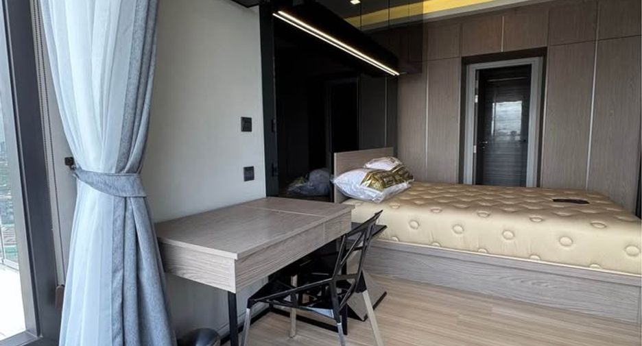 For rent and for sale 1 bed condo in Phaya Thai, Bangkok