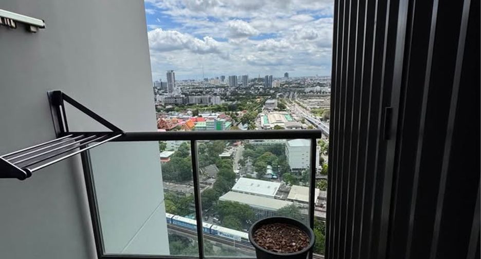 For rent and for sale 1 bed condo in Phaya Thai, Bangkok