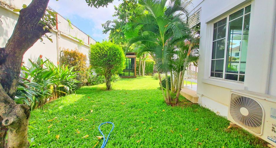 For sale 4 bedrooms house in Pak Kret, Nonthaburi