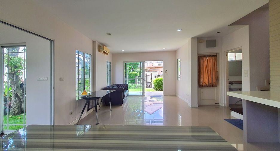 For sale 4 bedrooms house in Pak Kret, Nonthaburi