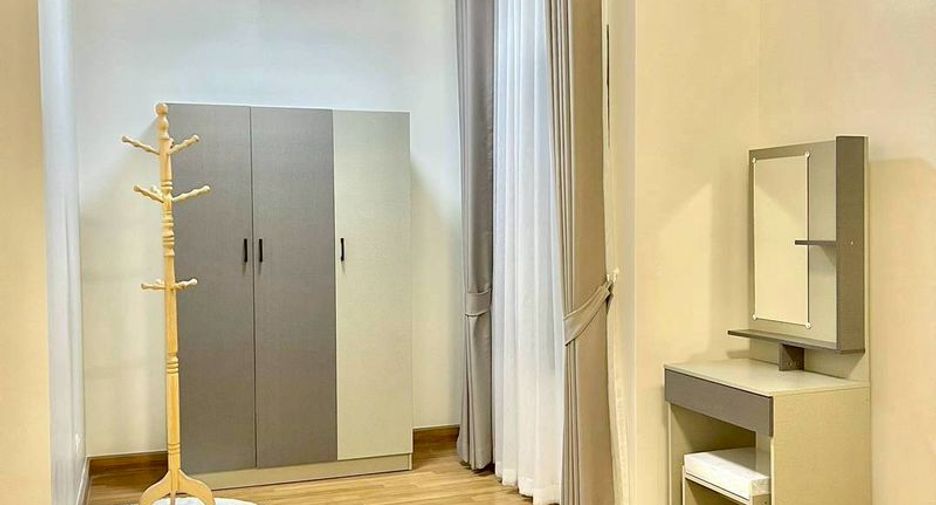 Casa adosada en venta de 3 habitaciones en Si Racha, Chonburi