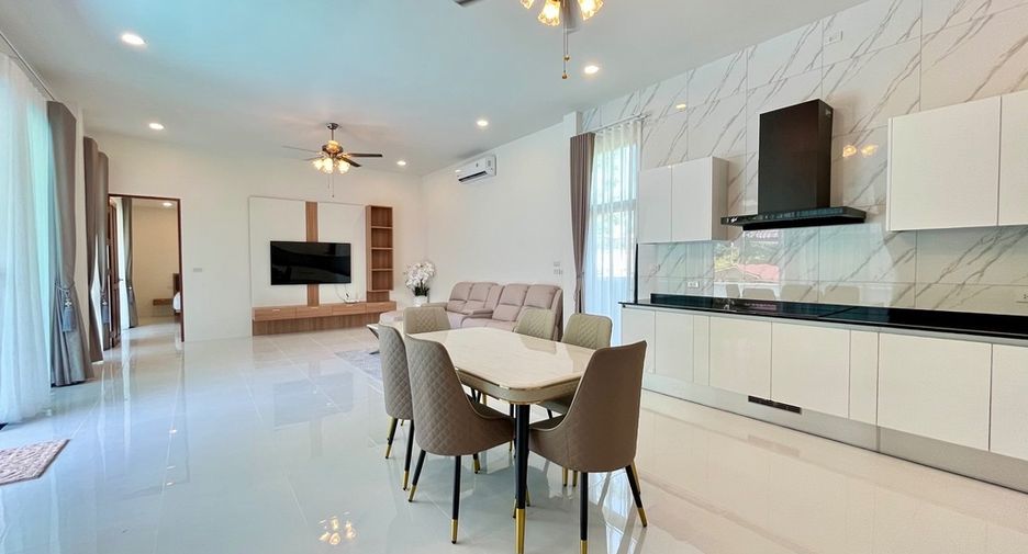 À louer 3 chambres villa à Mueang Krabi, Krabi