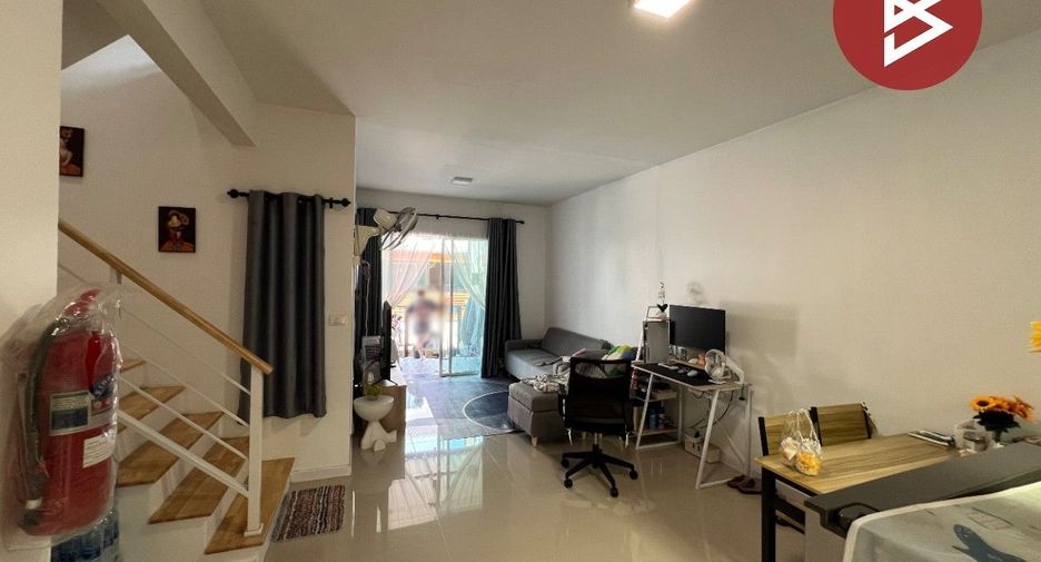 出售 3 卧室 联排别墅 在 Mueang Chon Buri, Chon Buri