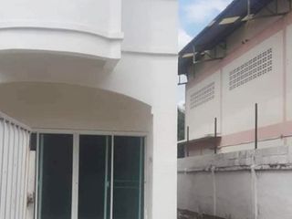 For sale 2 bedrooms townhouse in Sai Noi, Nonthaburi
