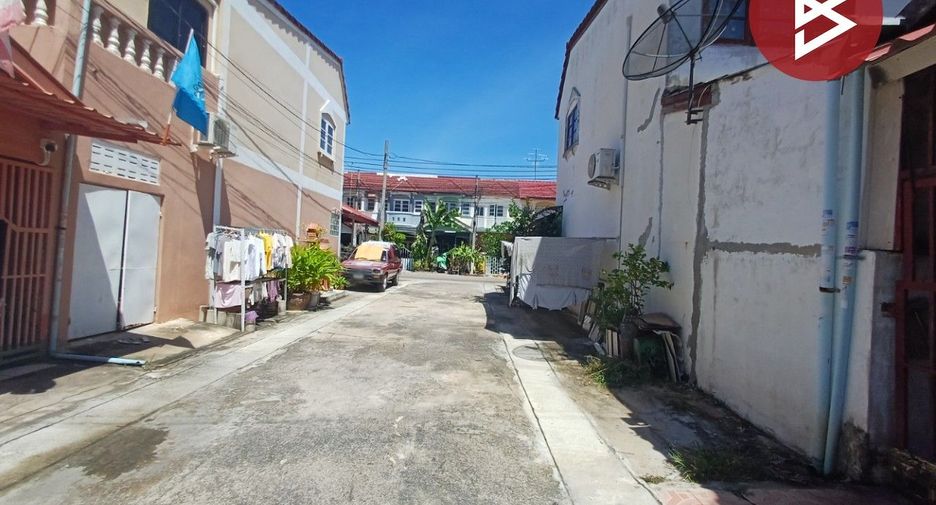 For sale 2 bedrooms townhouse in Sai Noi, Nonthaburi
