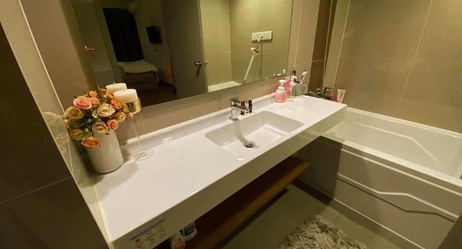 For rent and for sale 2 bedrooms condo in Phra Khanong, Bangkok