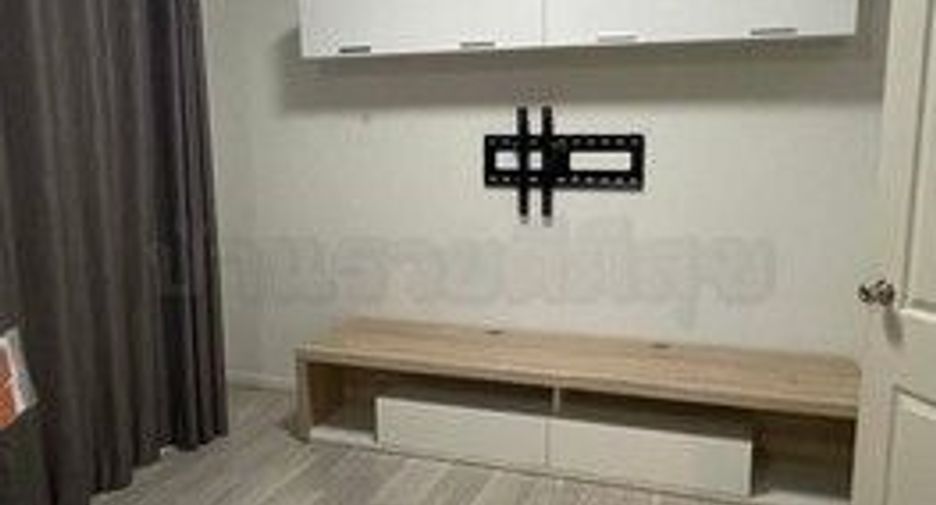 For rent 3 bedrooms townhouse in Don Mueang, Bangkok