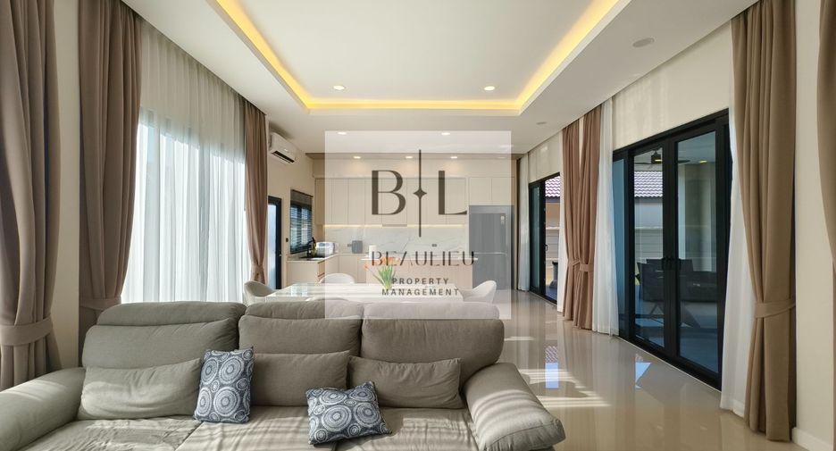 For rent 3 bedrooms house in Bang Lamung, Chonburi