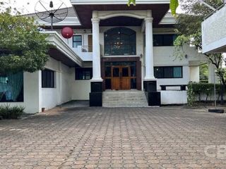 出售 6 卧室 独立屋 在 Mueang Pathum Thani, Pathum Thani